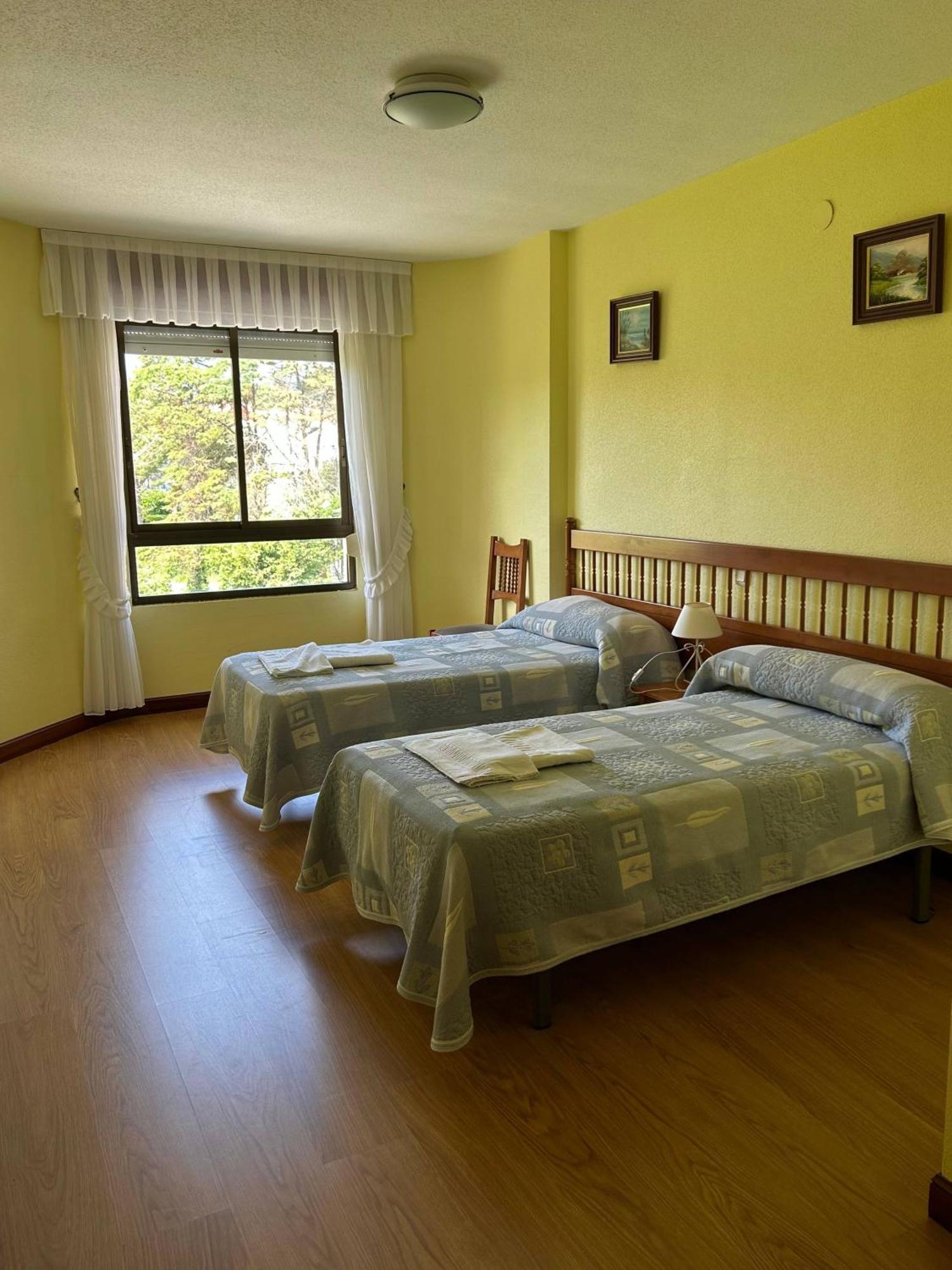 Apartamentos De La Hoz Ісла Екстер'єр фото