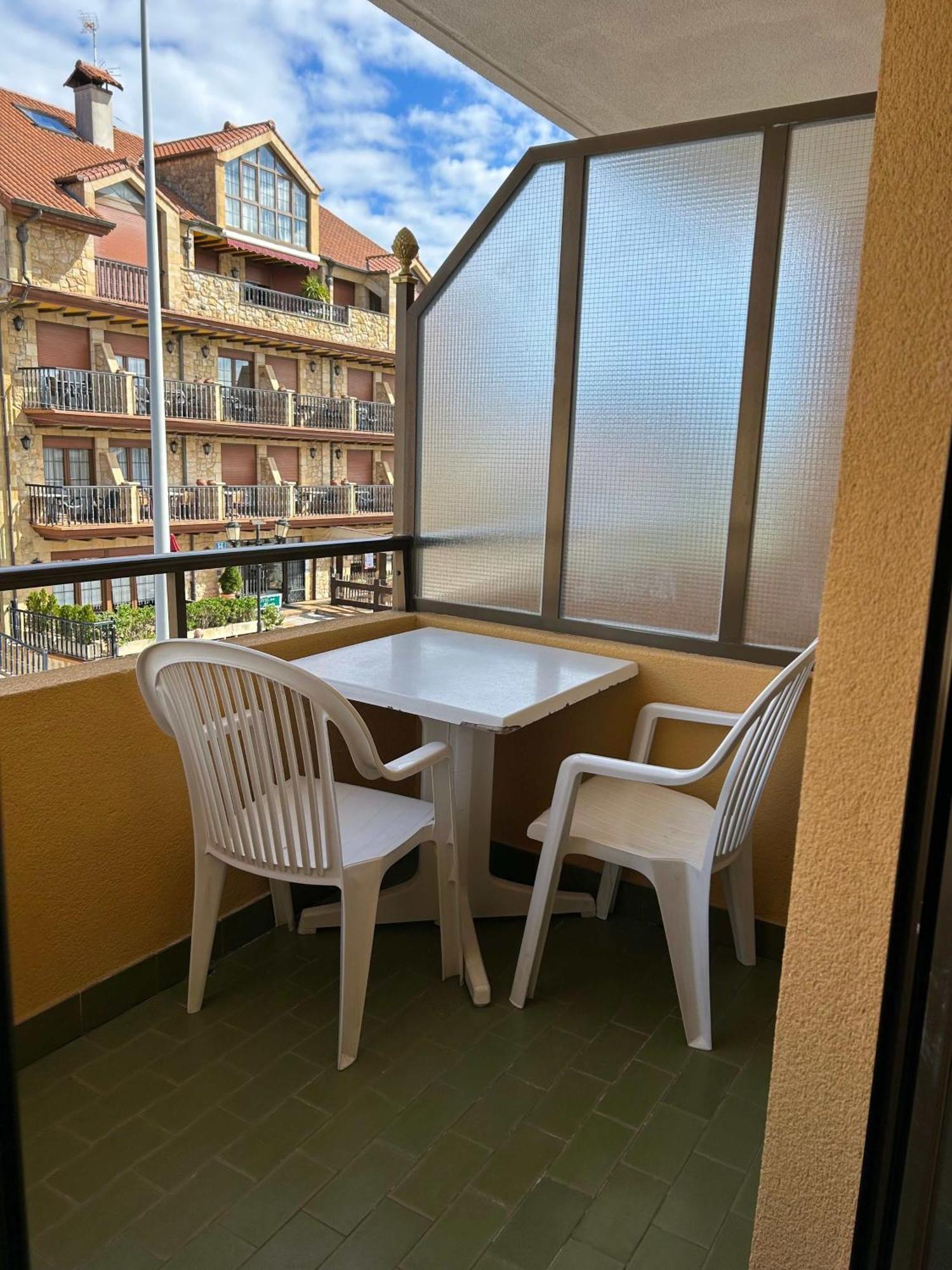 Apartamentos De La Hoz Ісла Екстер'єр фото