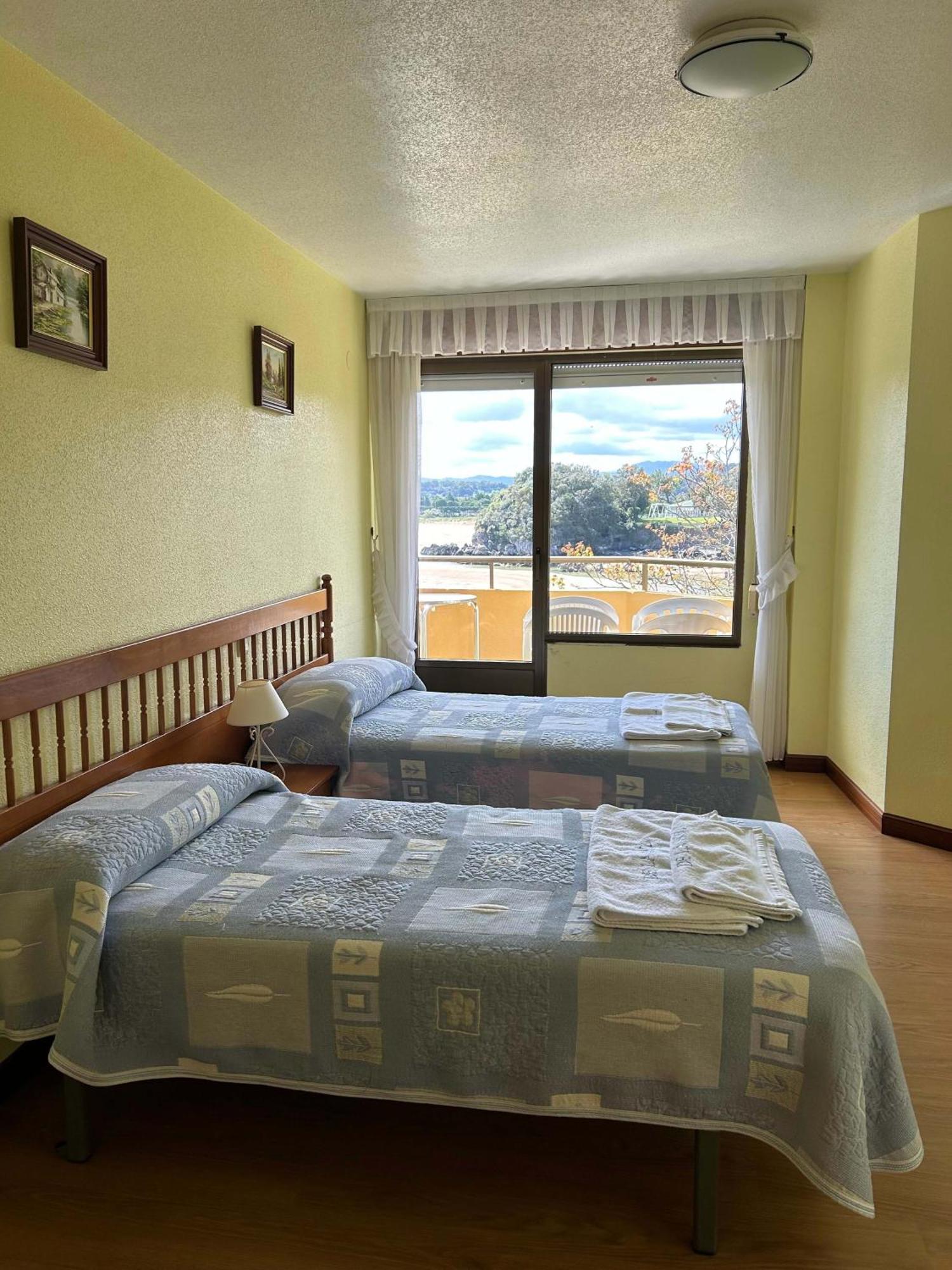 Apartamentos De La Hoz Ісла Екстер'єр фото
