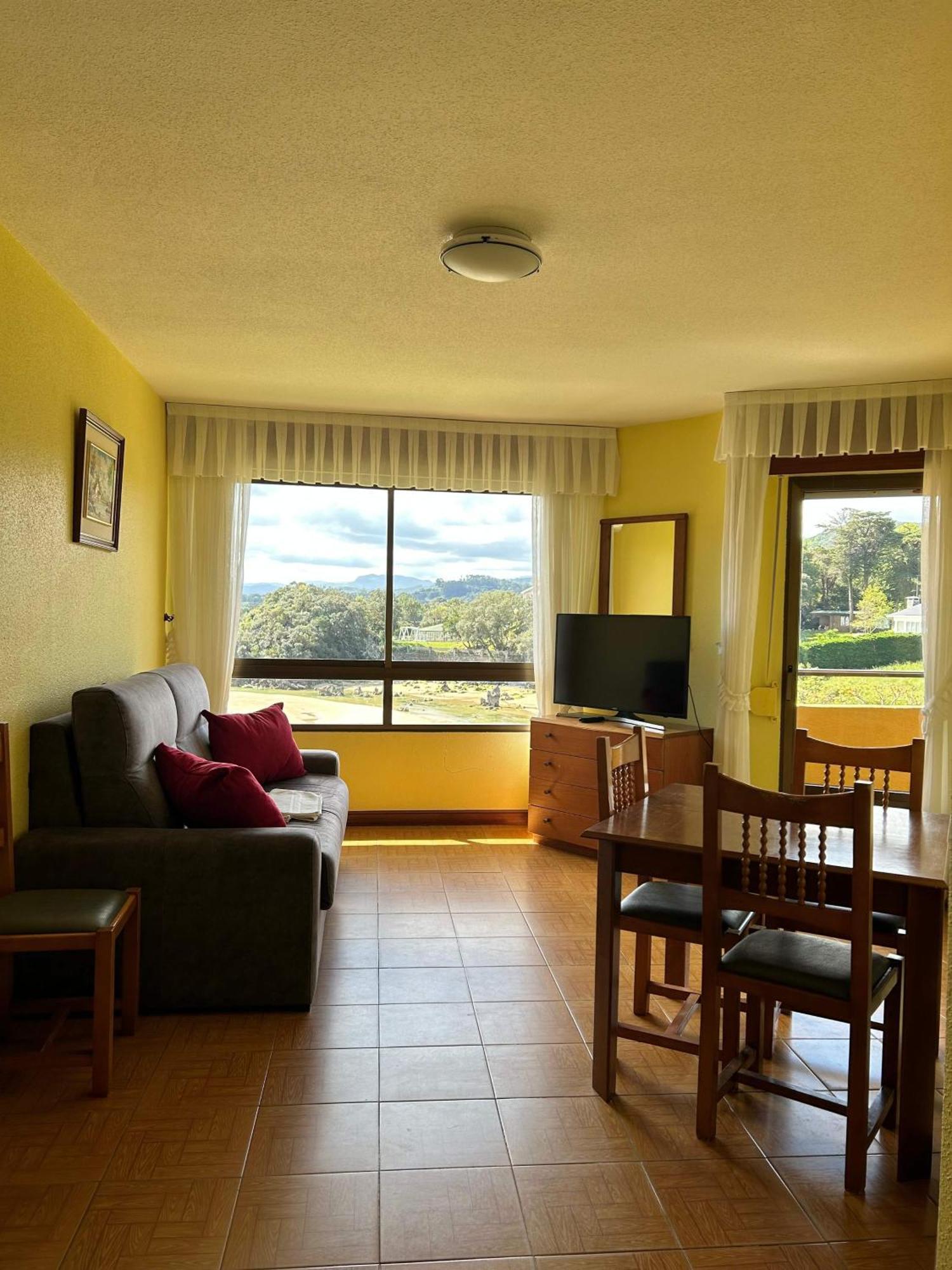 Apartamentos De La Hoz Ісла Екстер'єр фото